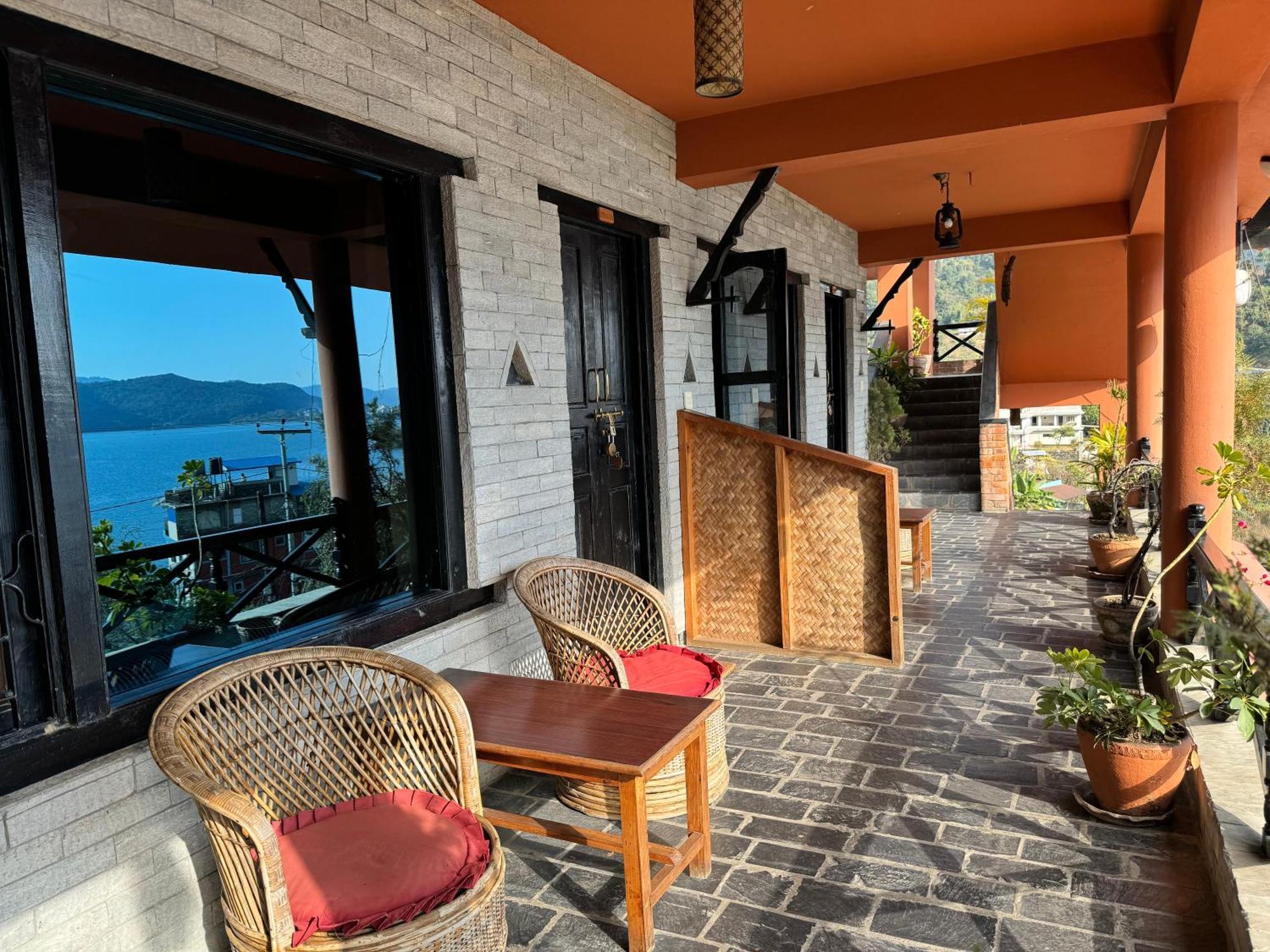 Nar-Bis Hotel Pokhara Exterior photo