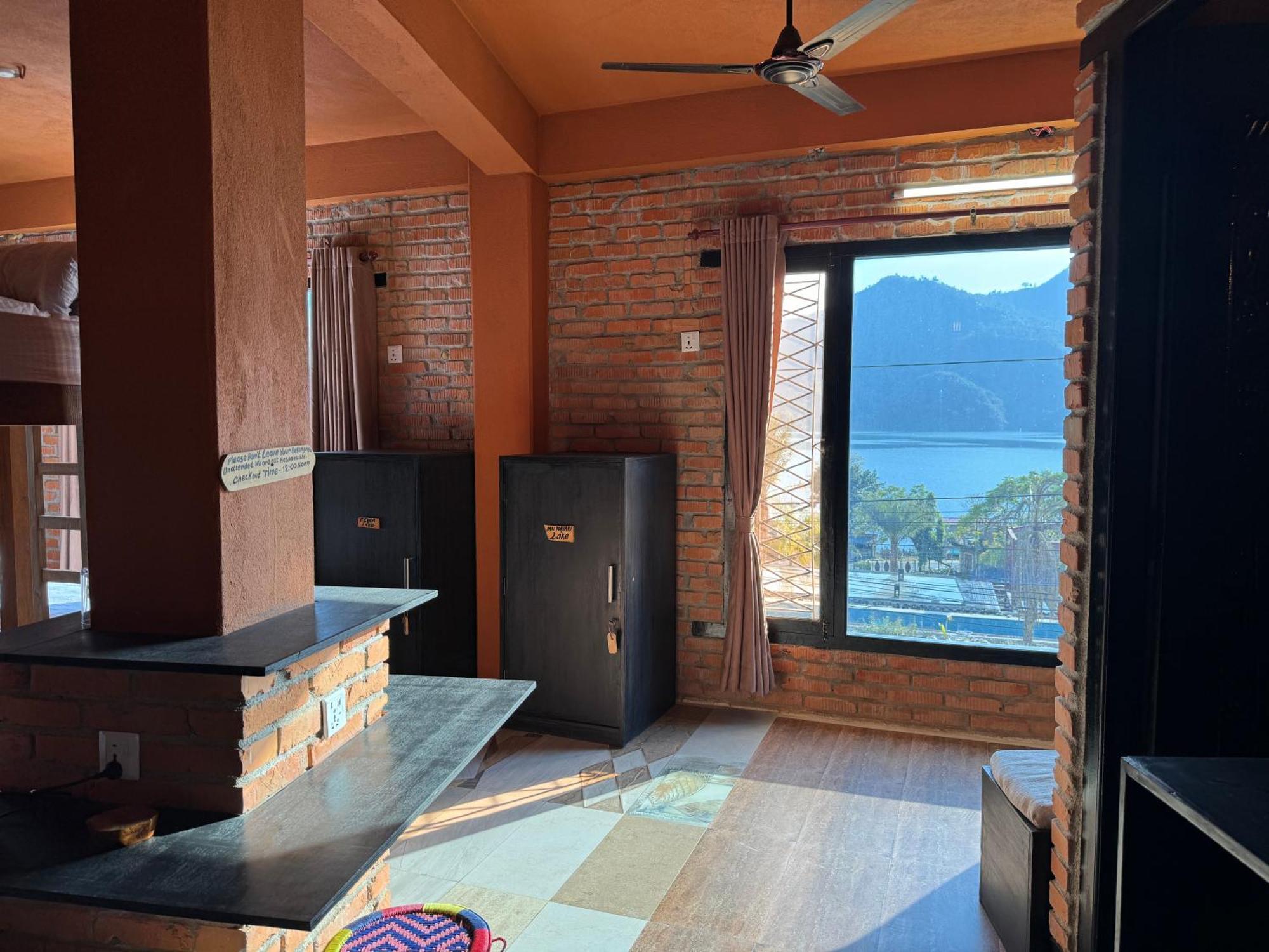 Nar-Bis Hotel Pokhara Exterior photo