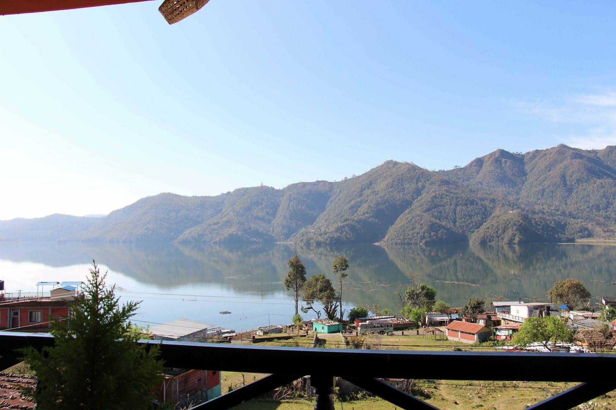 Nar-Bis Hotel Pokhara Exterior photo